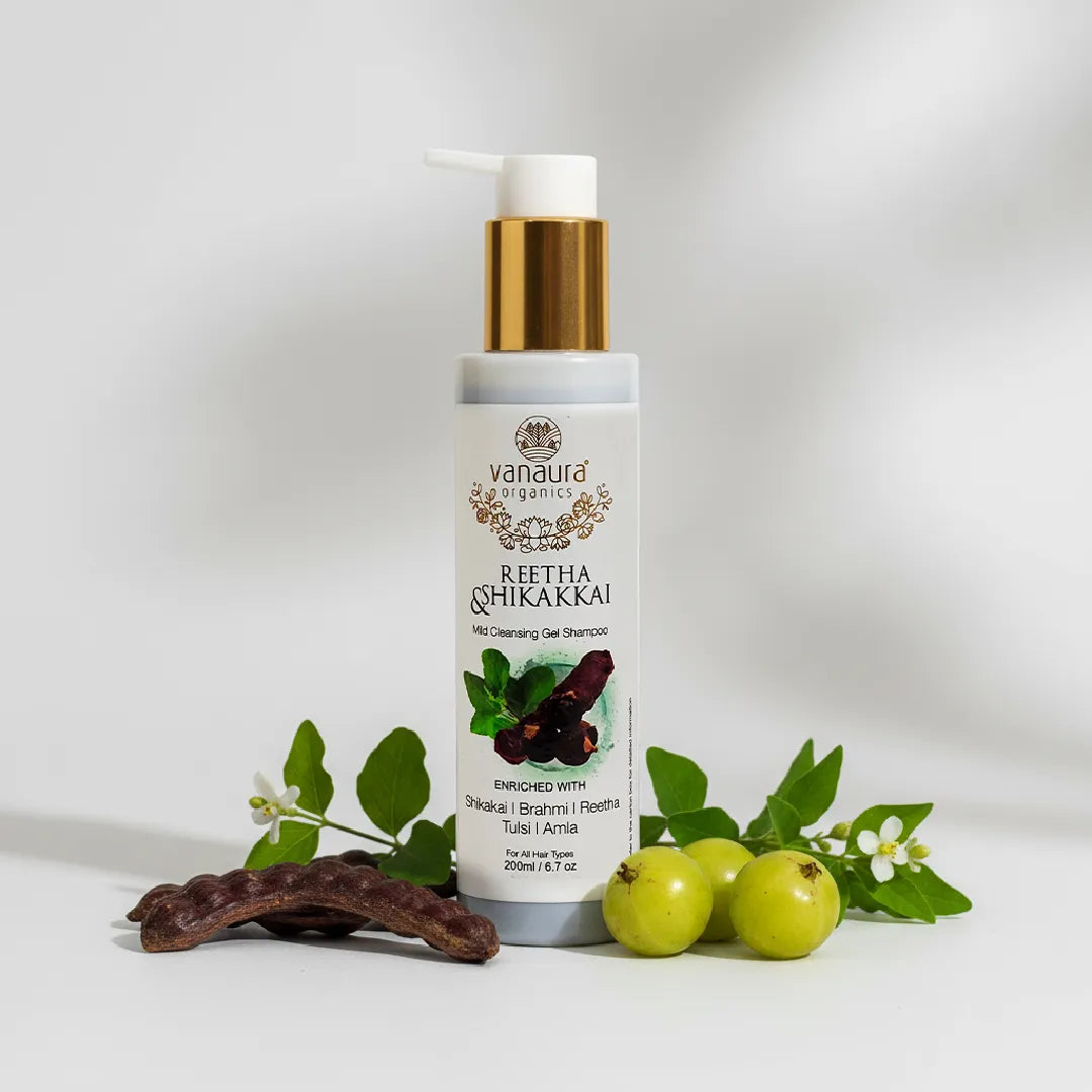 Shikakkai and Reetha Mild Cleansing gel shampoo 200 ML